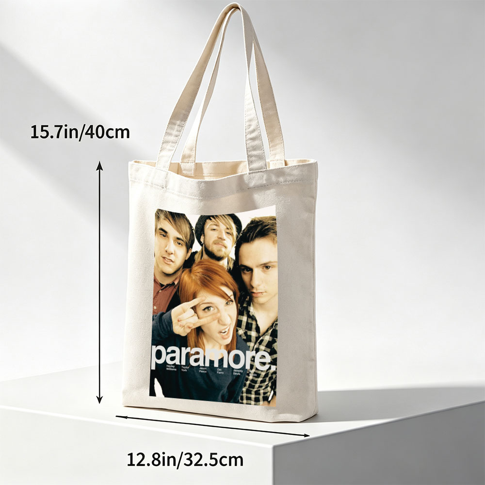 Paramore Band Members in Close-Up Group Photo with Hayley Williams Making a Peace Sign - Canvas tote bags