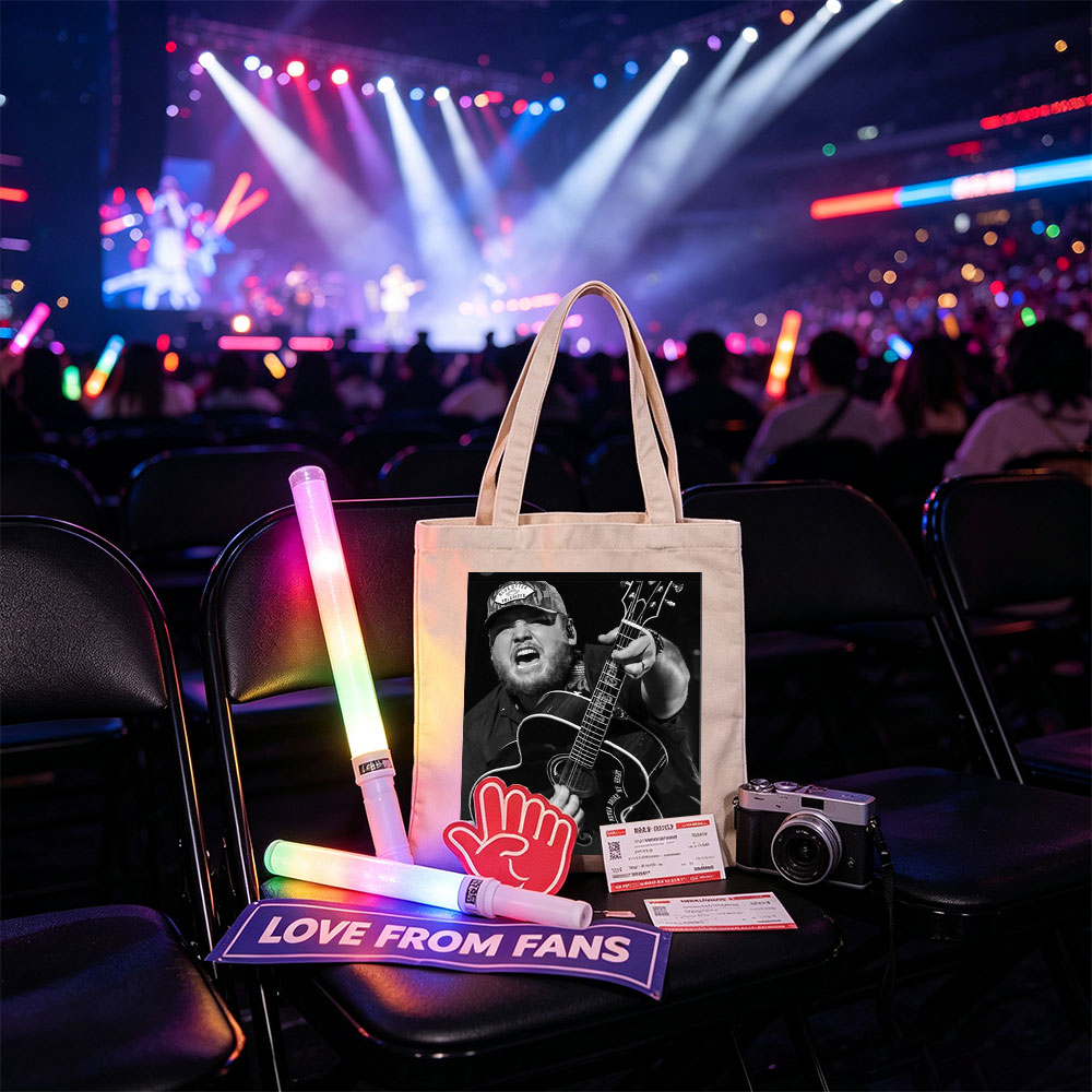 Luke Combs Performing with Acoustic Guitar in Black and White Photo - Canvas tote bags
