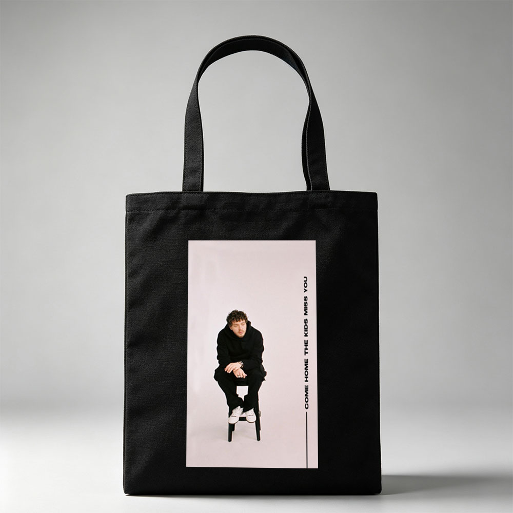 The Kids Come Home Miss You Album Cover Featuring Artist in Black Outfit Sitting on Stool - Canvas tote bags