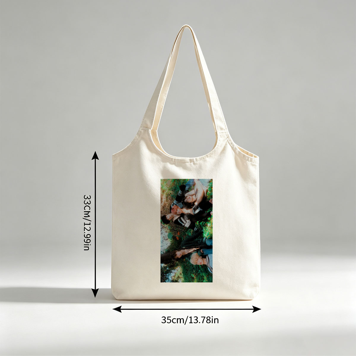 TXT Members Lying on Grass in Nature Scene - Canvas shoulder bags/