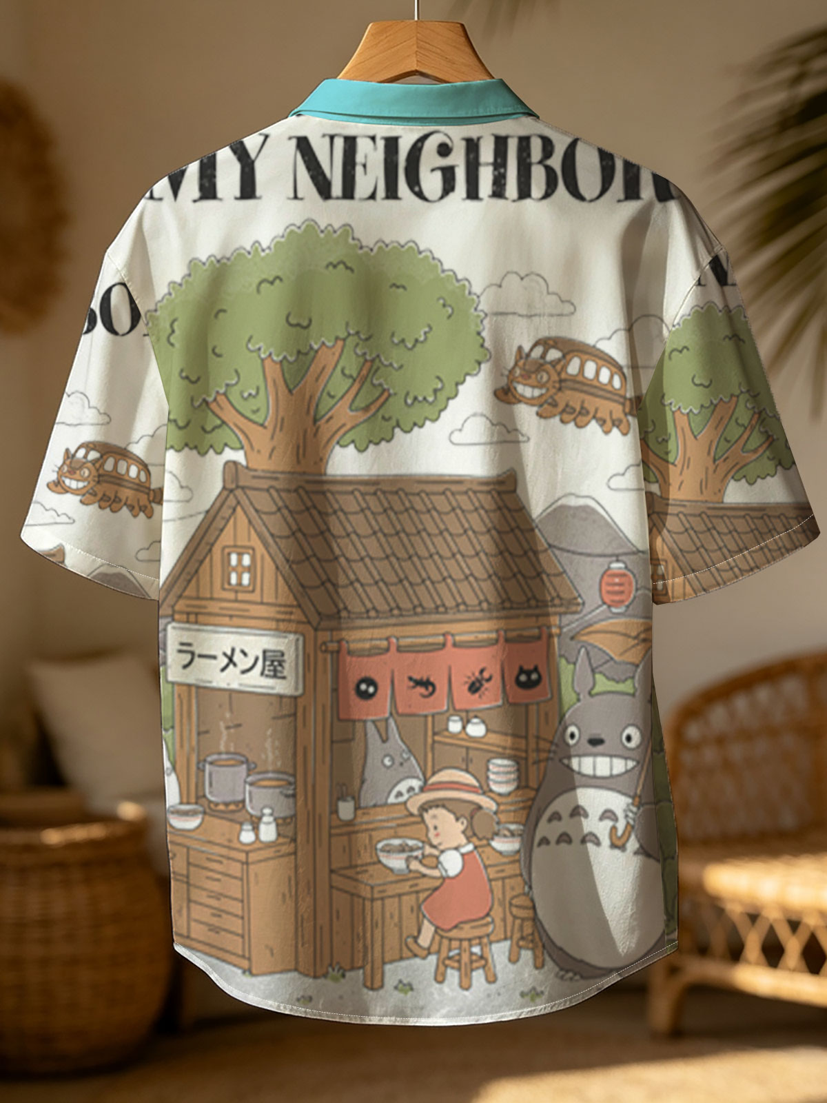 Totoro and Neighbor Enjoy Ramen at a Cozy Stall -  Shirt