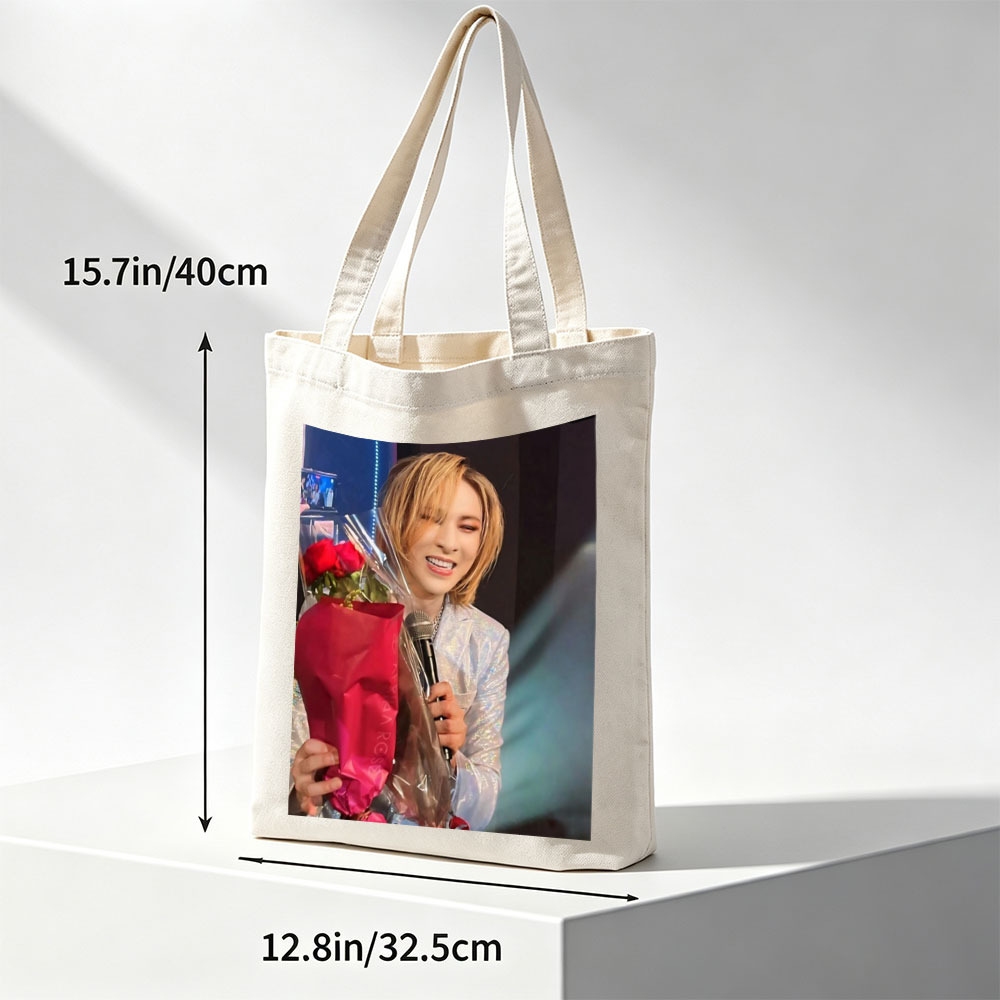 Gackt Holding Red Roses on Stage with Microphone - Canvas tote bags