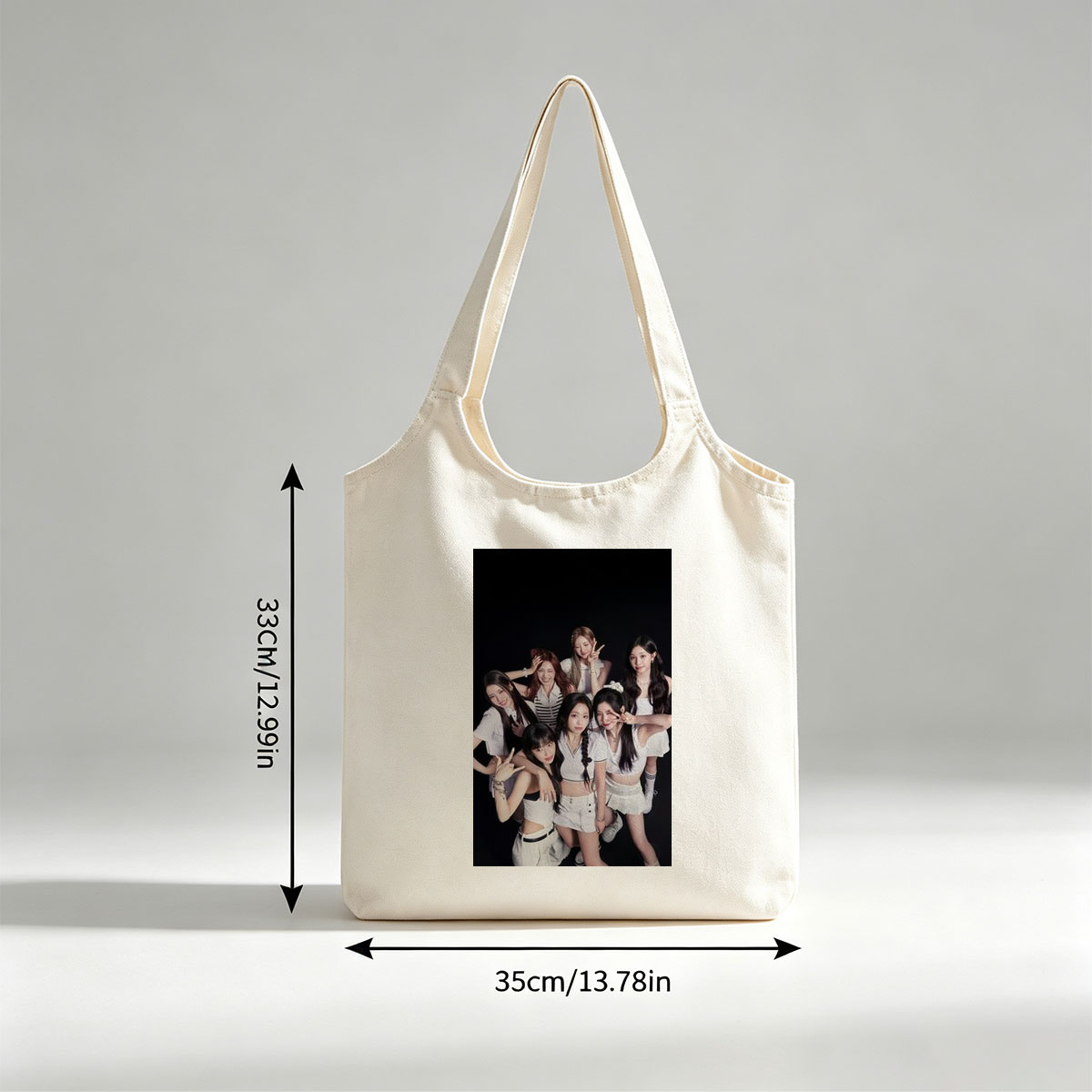 Kep1er Group Photo in White Outfits on Black Background - Canvas shoulder bags/