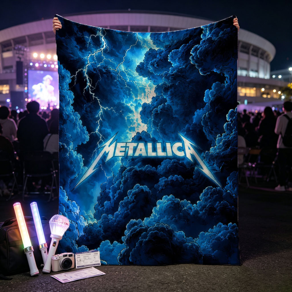 Metallica Stormy Sky Lightning Thunder Clouds Wallpaper - Blankets