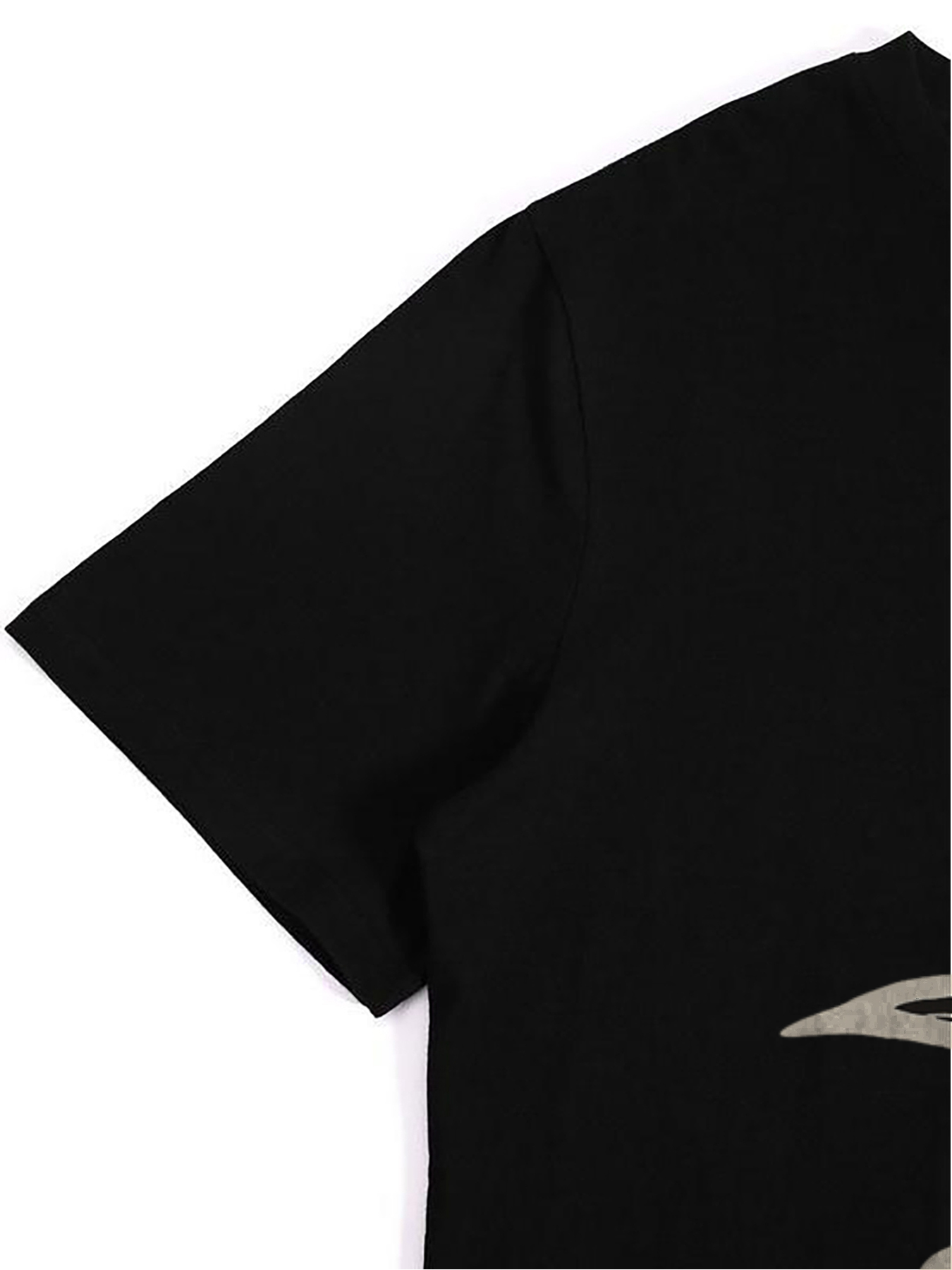Men's Printed T-Shirt with Bold R Letter Design and Distressed Graphic - Casual Round Neck Summer Lightweight Breathable Short Sleeve Tee for Everyday Wear, Outdoor Activities, and Urban Style - Suitable for Adults Seeking Trendy and Comfortable Clothing