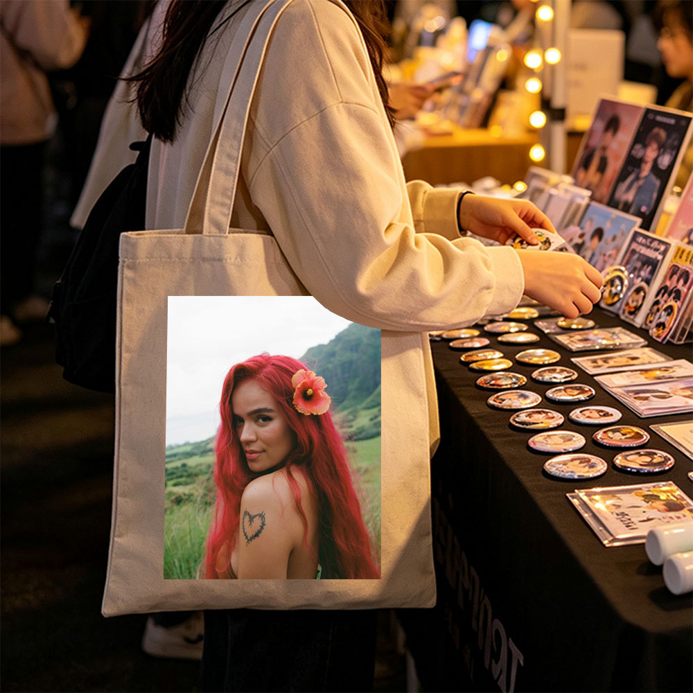 Bella Thorne in Nature with Red Hair and Flower in Hair - Canvas tote bags