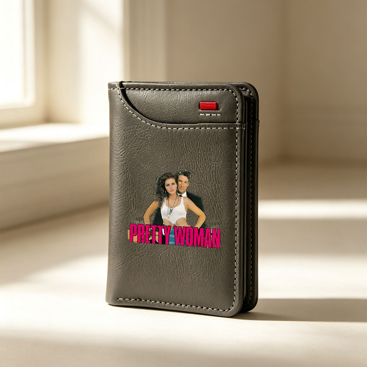Pretty Woman: Julia Roberts and Richard Gere in Iconic Romantic Drama - Vertical Style Wallet