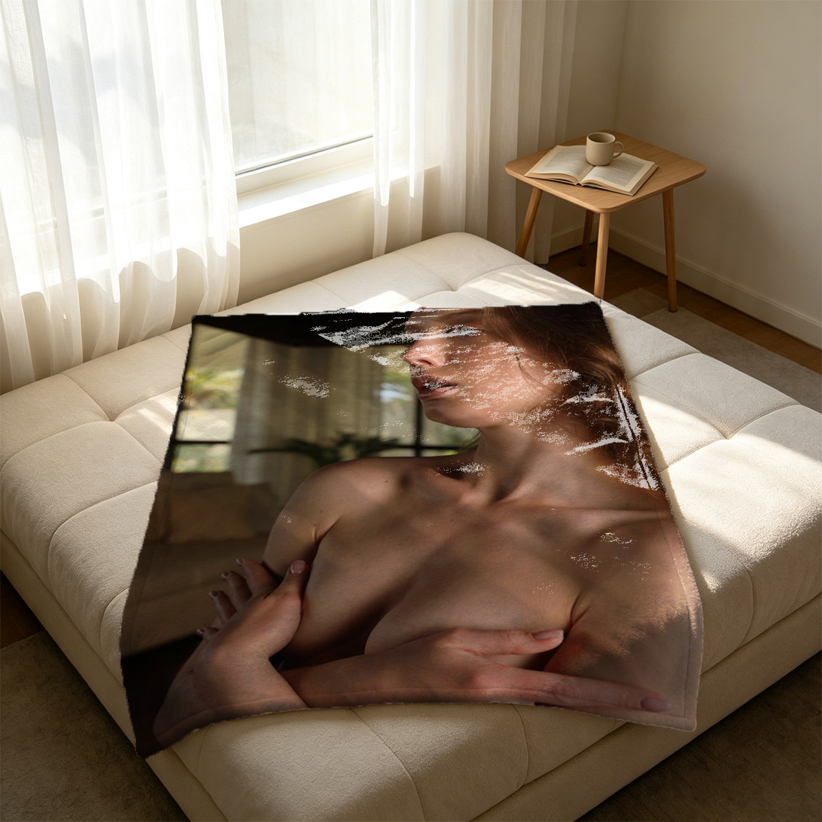 Naked Jennifer Lawrence standing by glass door from behind. - Blanket