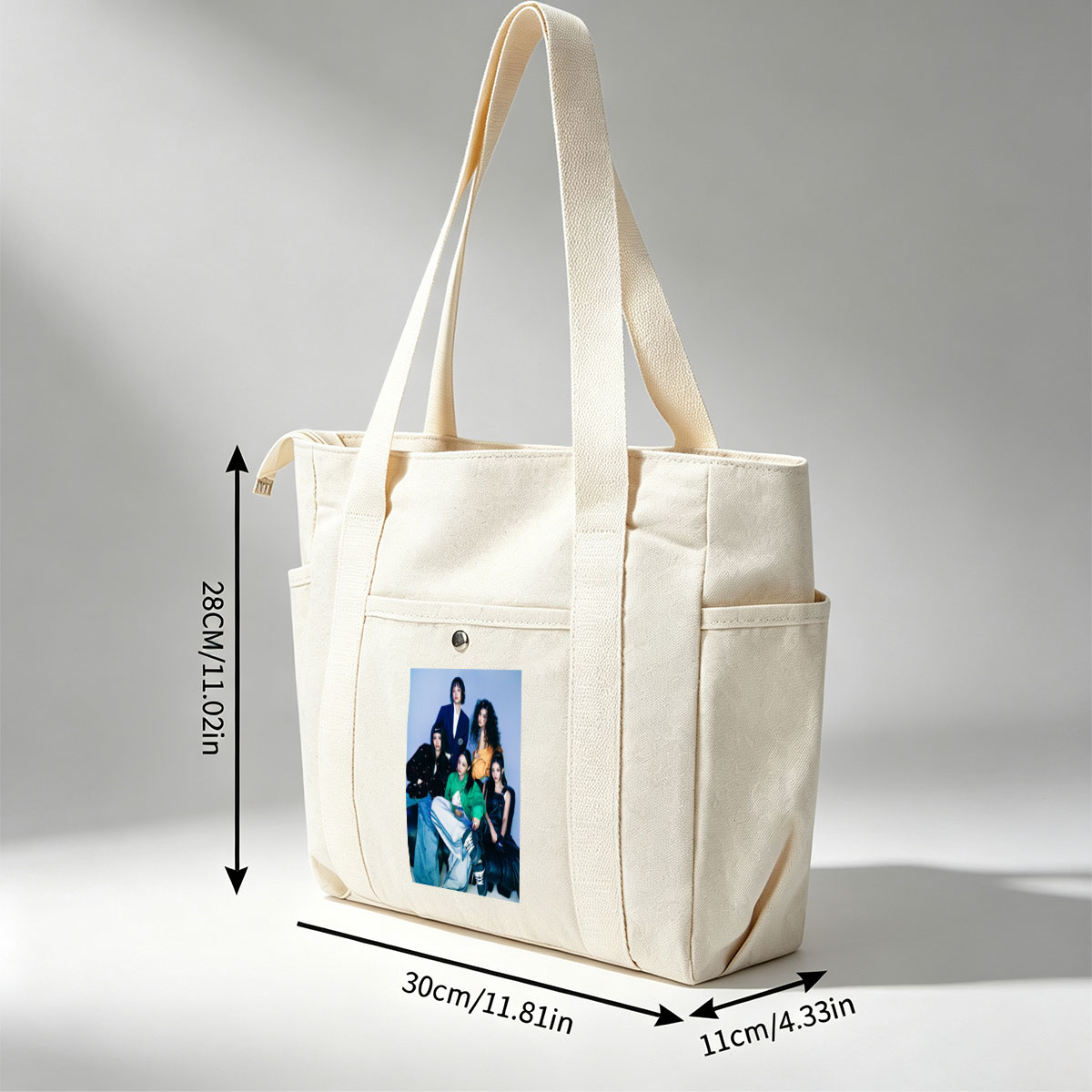 NewJeans Group Photo - Five Members in Stylish Outfits Posed Against a Blue Background - Multi-pocket bags