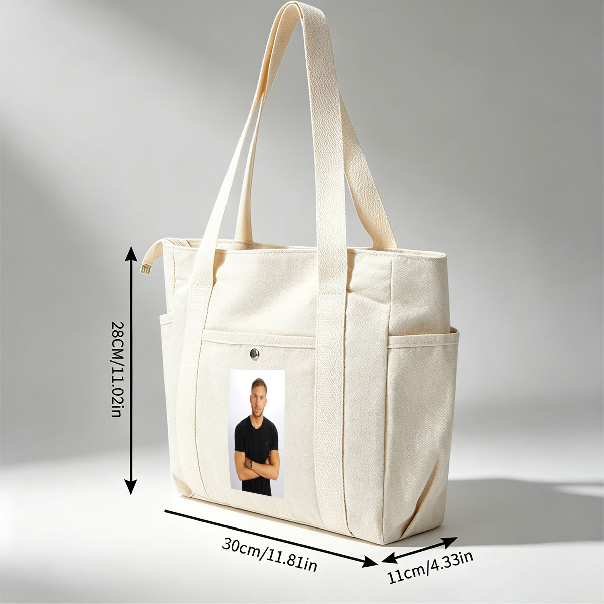 Calvin Harris Standing with Arms Crossed in Black T-Shirt Against White Background - Multi-pocket bags
