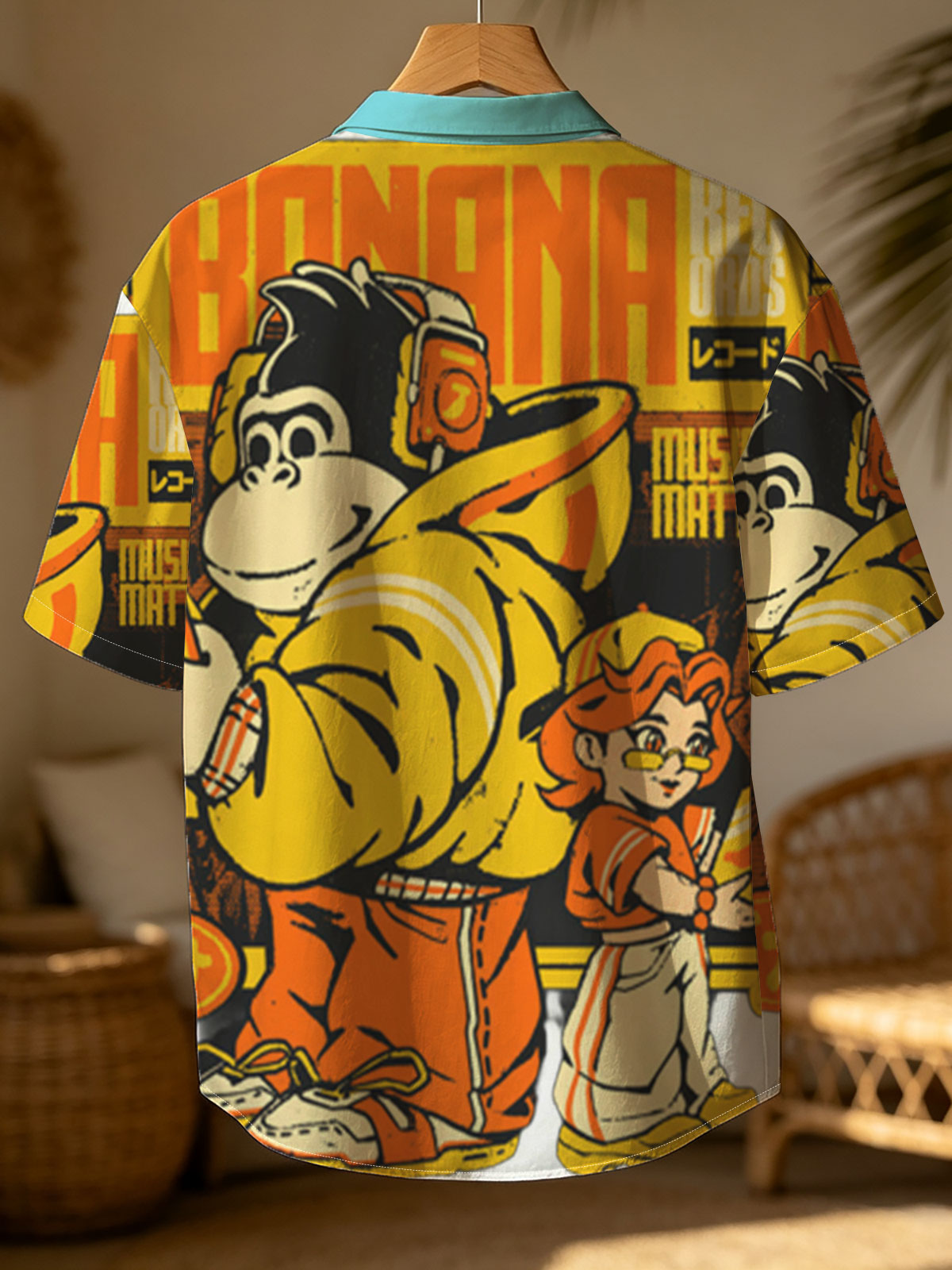 Banana Records: Monkey DJ and Girl with Vinyl, Music Matters 94'25' -  Shirt