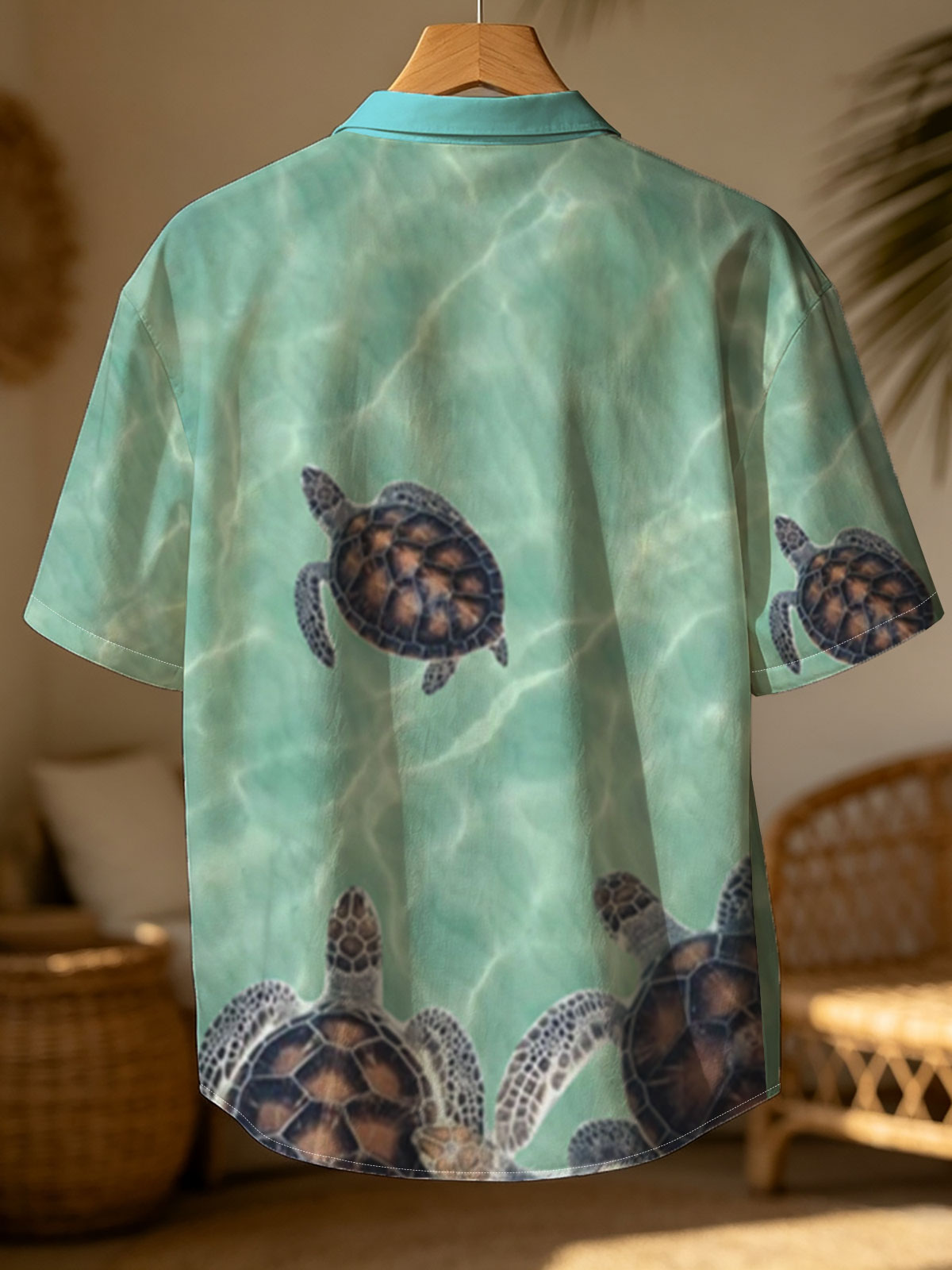 Sea turtles swimming in clear turquoise water -  Shirt