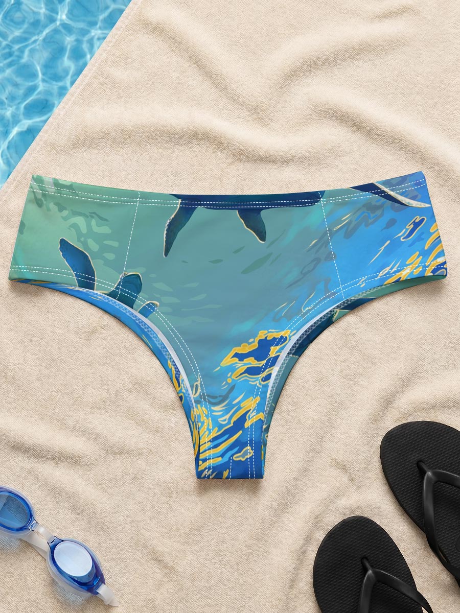 Sea Turtles Gliding Through Sunlit Waters -  Men's swim trunks