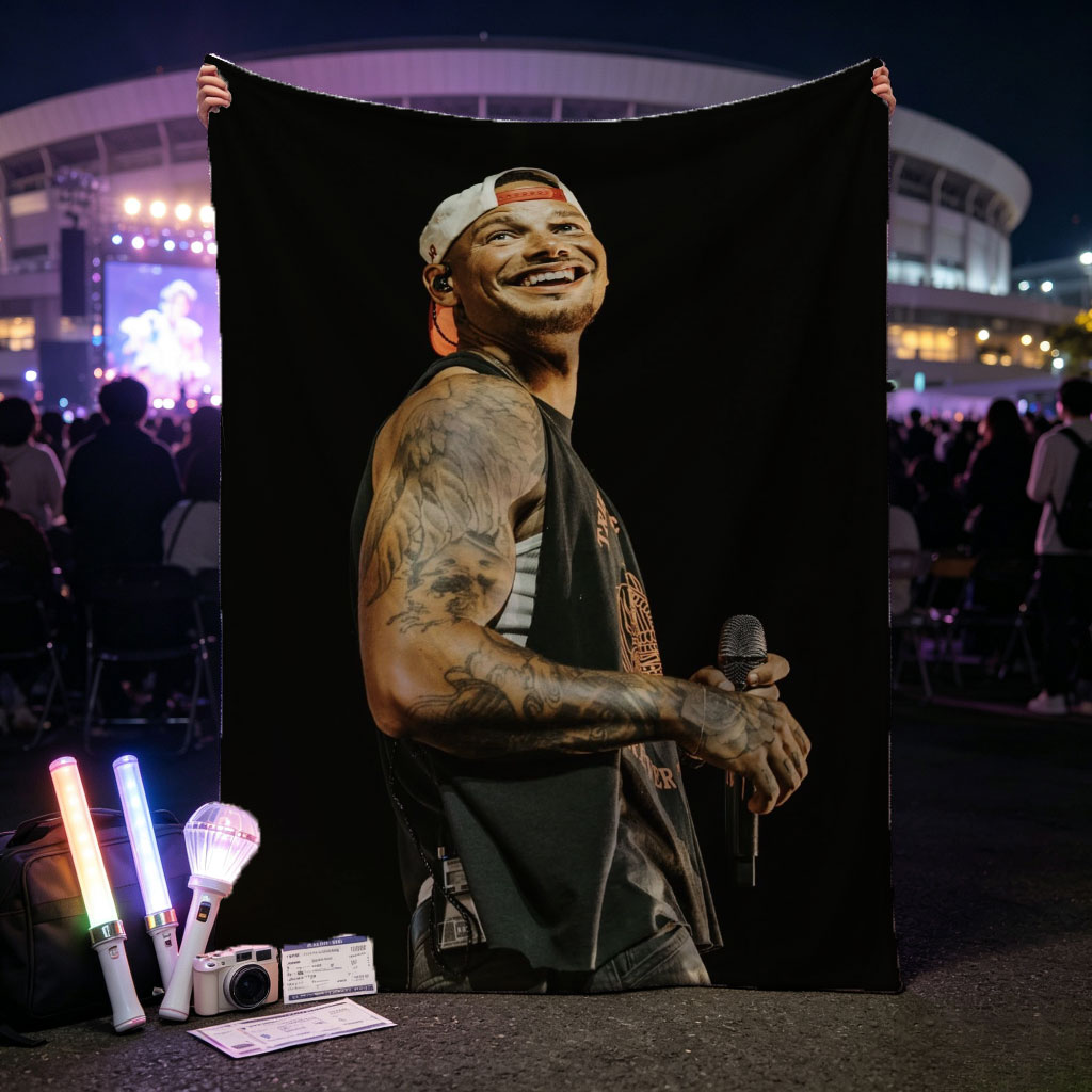 Avicii Performing on Stage with Microphone and Tattooed Arms - Blankets