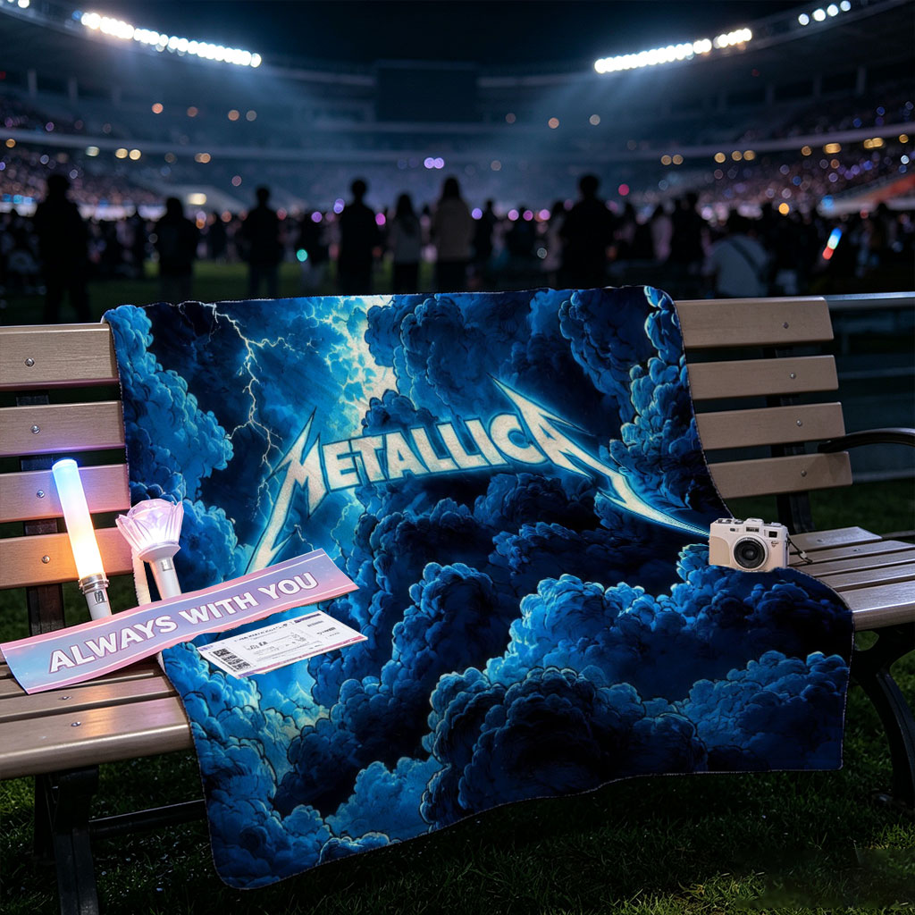 Metallica Stormy Sky Lightning Thunder Clouds Wallpaper - Blankets