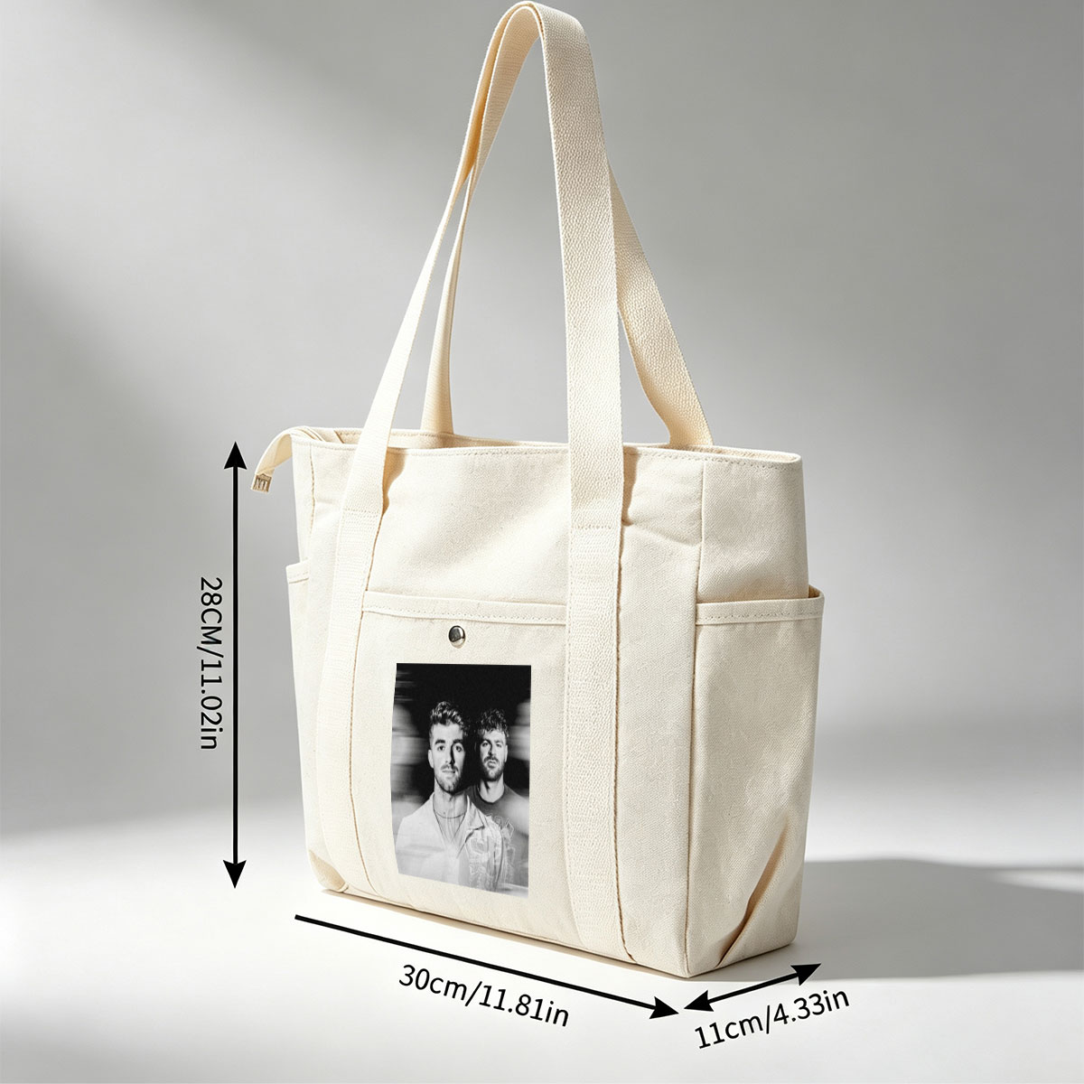 Liam Payne and a Friend in a Black-and-White Portrait with Blurred Background - Multi-pocket bags