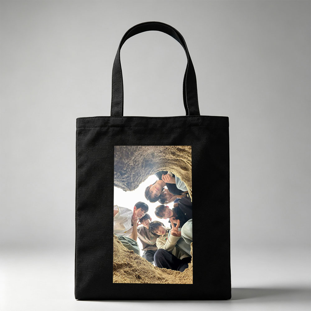 ENHYPEN Beach Cave Selfie Group Photo - Canvas tote bags