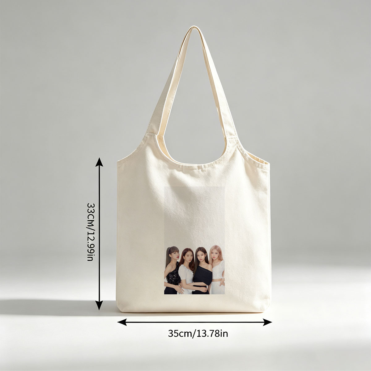 BLACKPINK Group Photo in Elegant Black and White Outfits on a Minimalist Background - Canvas shoulder bags/