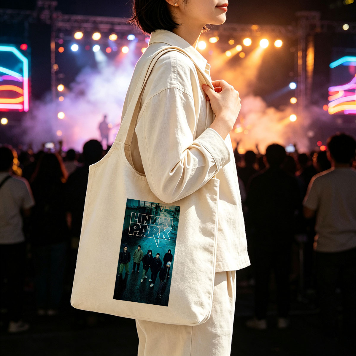 Linkin Park Band Standing in a Rainy Industrial Alleyway with Bold Logo Overlay - Canvas shoulder bags/