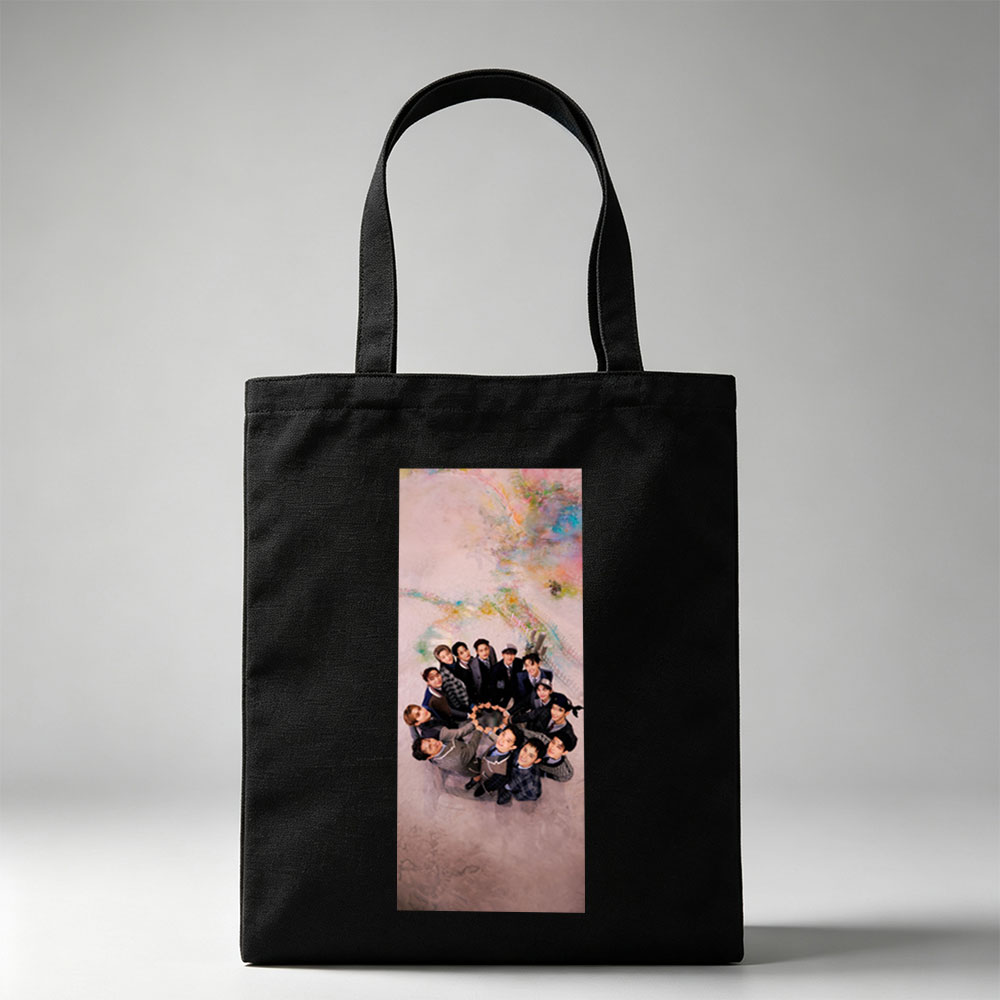 SEVENTEEN Group Photo in a Circular Formation on a Colorful Background - Canvas tote bags