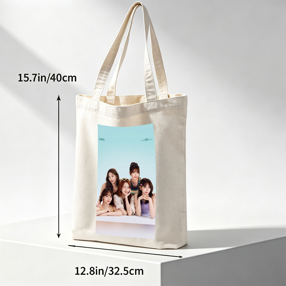 LE SSERAFIM Summer Beach Vibes Group Photo with Pastel Background and Stylish Outfits - Canvas tote bags