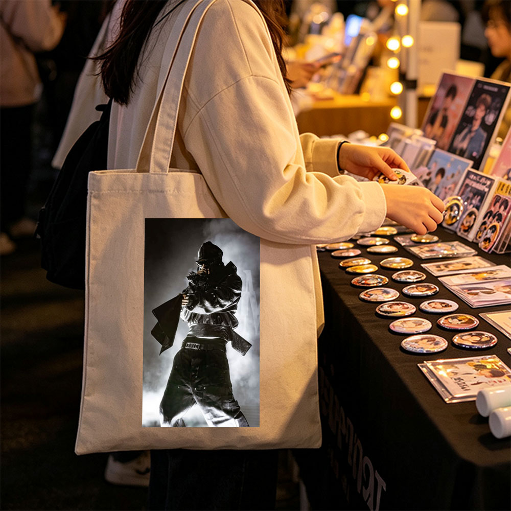 Mortal Kombat - Scorpion in Action Pose with Smoke Background - Canvas tote bags