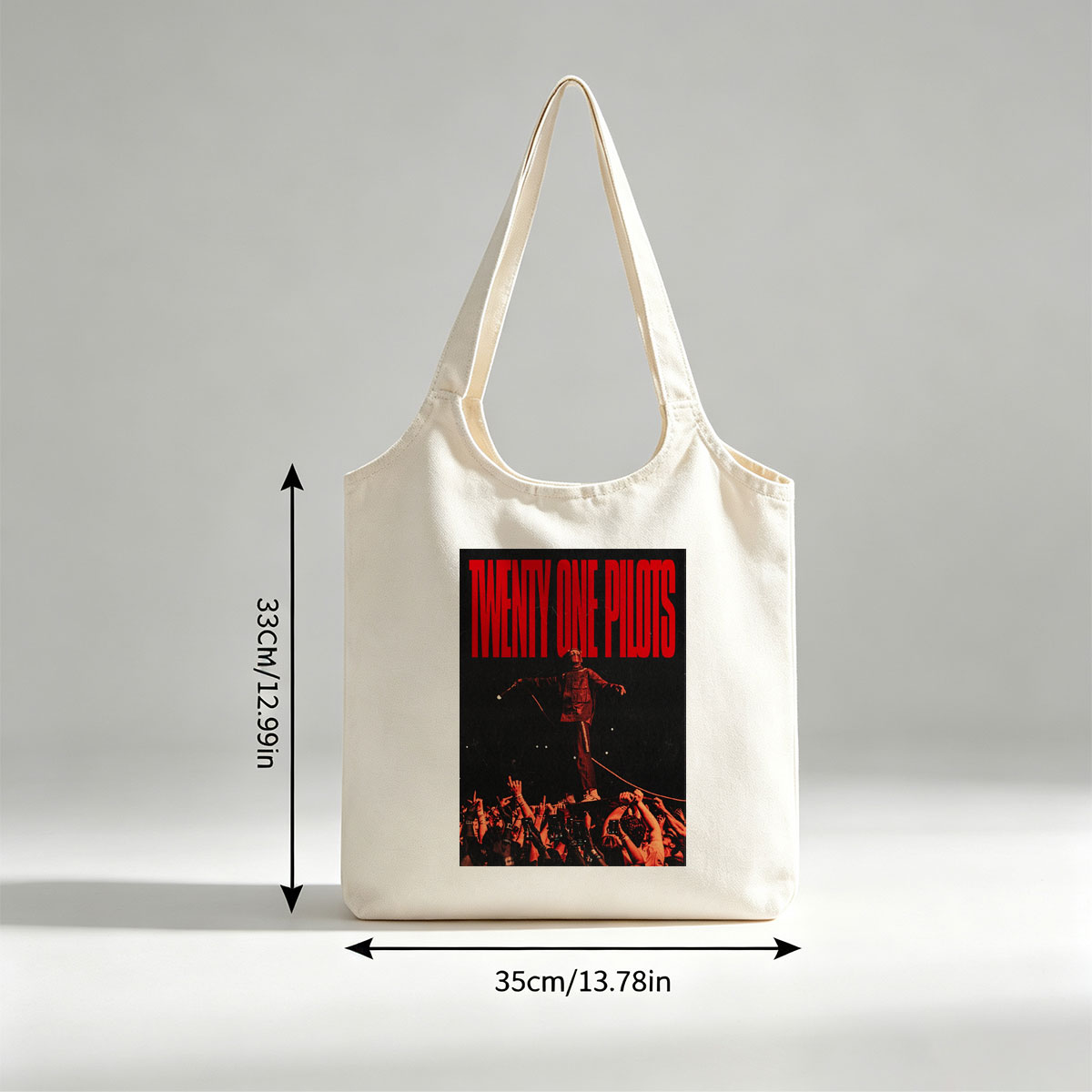 Twenty One Pilots Live Performance on Stage with Crowd in Red Lighting - Canvas shoulder bags/