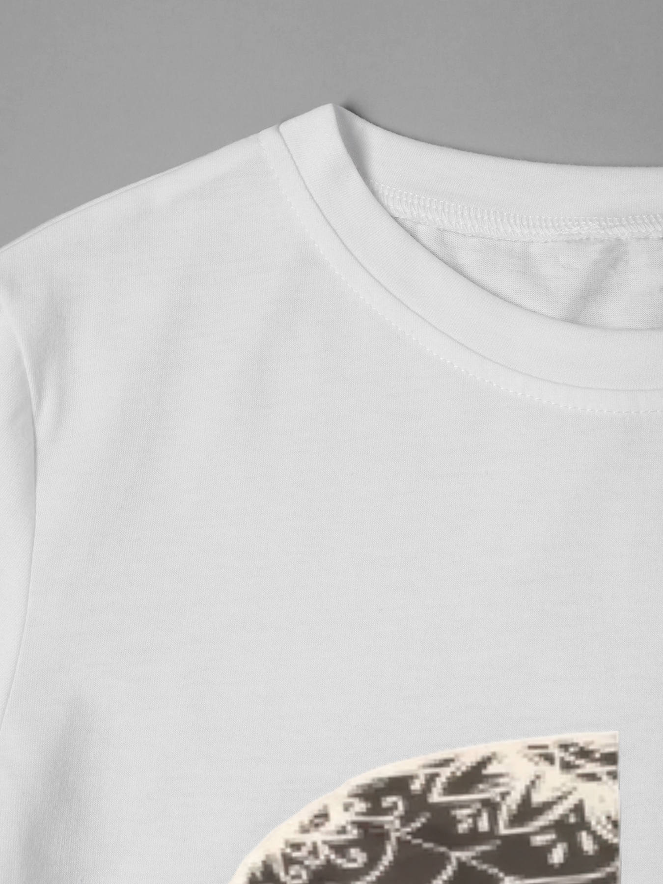 Men's Printed T-Shirt Skull Pattern with Geometric Letter P Design Casual Round Neck Summer Lightweight Breathable Short Sleeve T-Shirt for Urban Streetwear Fashion Lovers and Trendy Adults