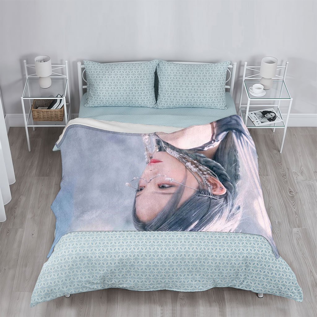 Jennie Blackpink Ice Queen Fantasy Portrait with Pearl Accessories and Silver Hair - Blankets