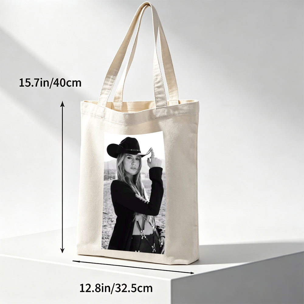 Maren Morris in Cowboy Hat Outdoors Black and White Portrait - Canvas tote bags