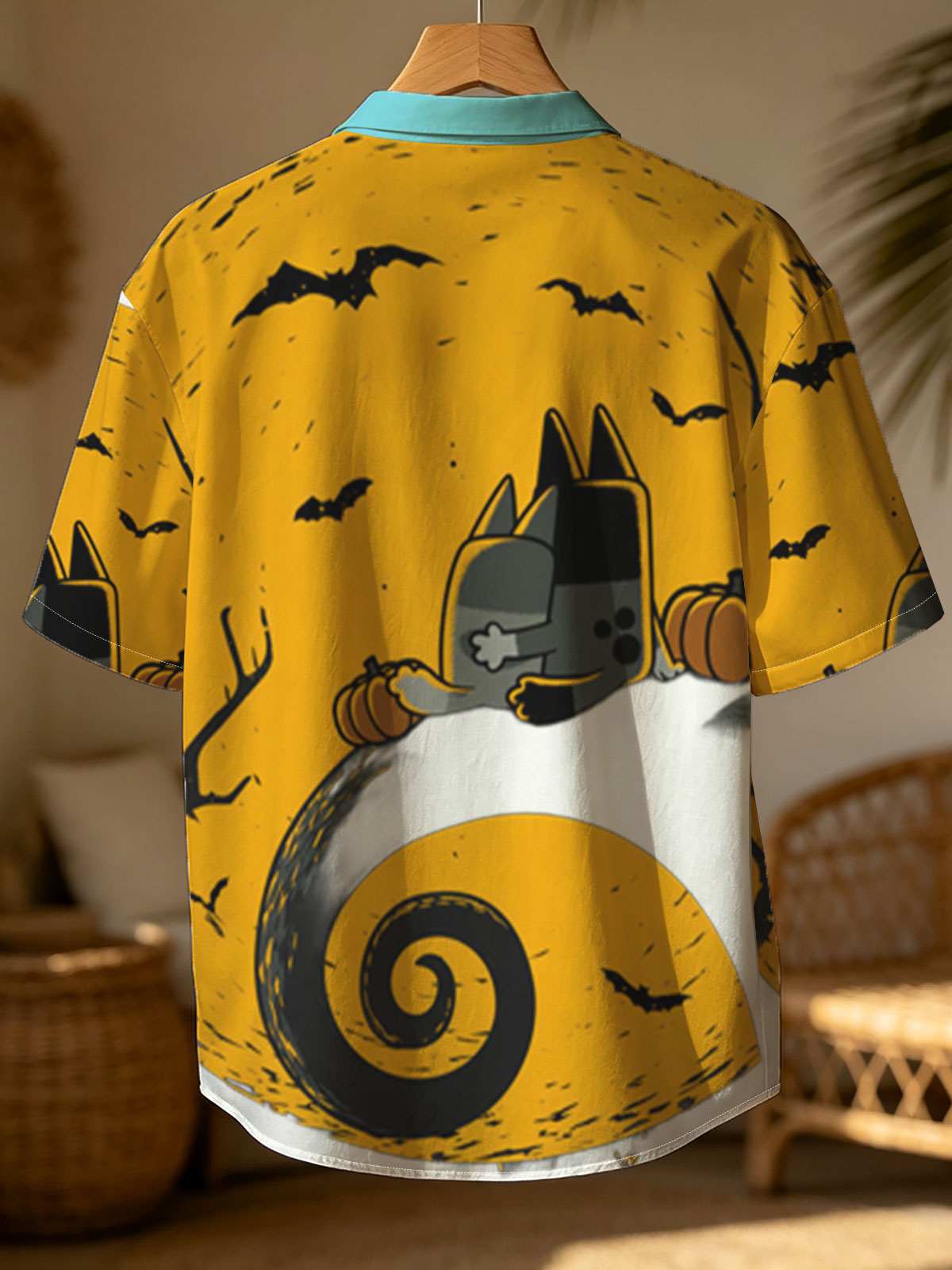 Pusheen the Cat in Halloween Moonlight with Pumpkins and Bats -  Shirt