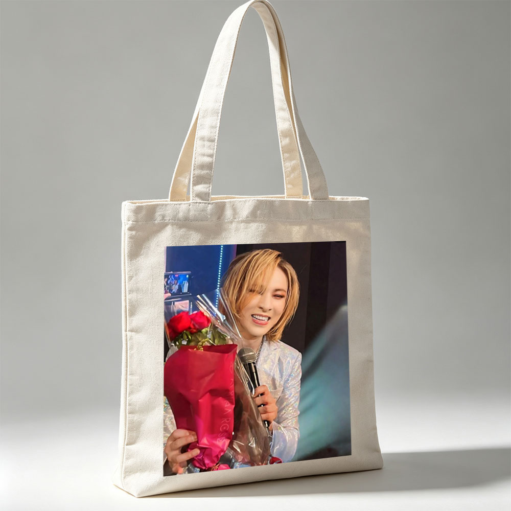 Gackt Holding Red Roses on Stage with Microphone - Canvas tote bags