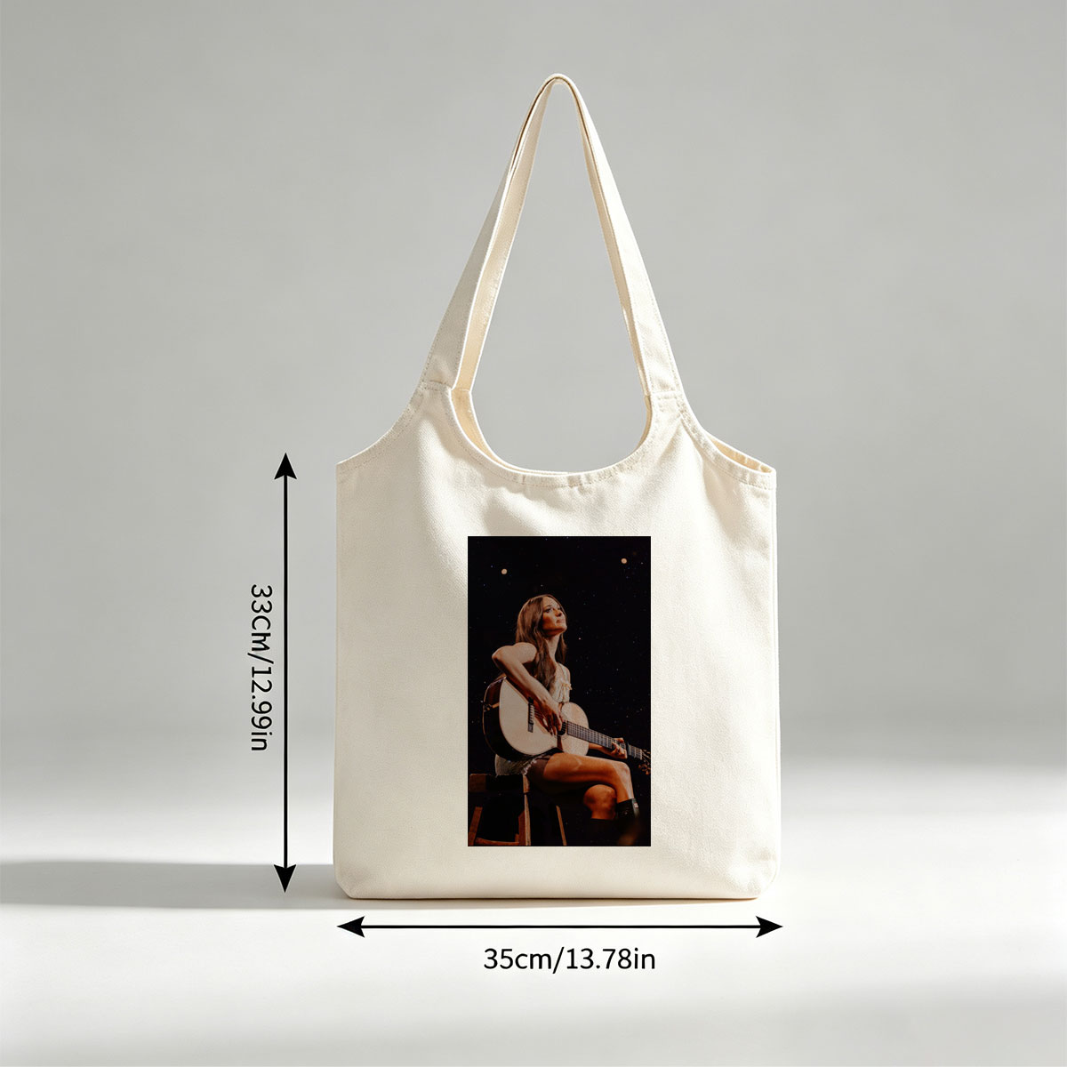 Lana Del Rey Playing Acoustic Guitar on Stage in a Starry Night Setting - Canvas shoulder bags/