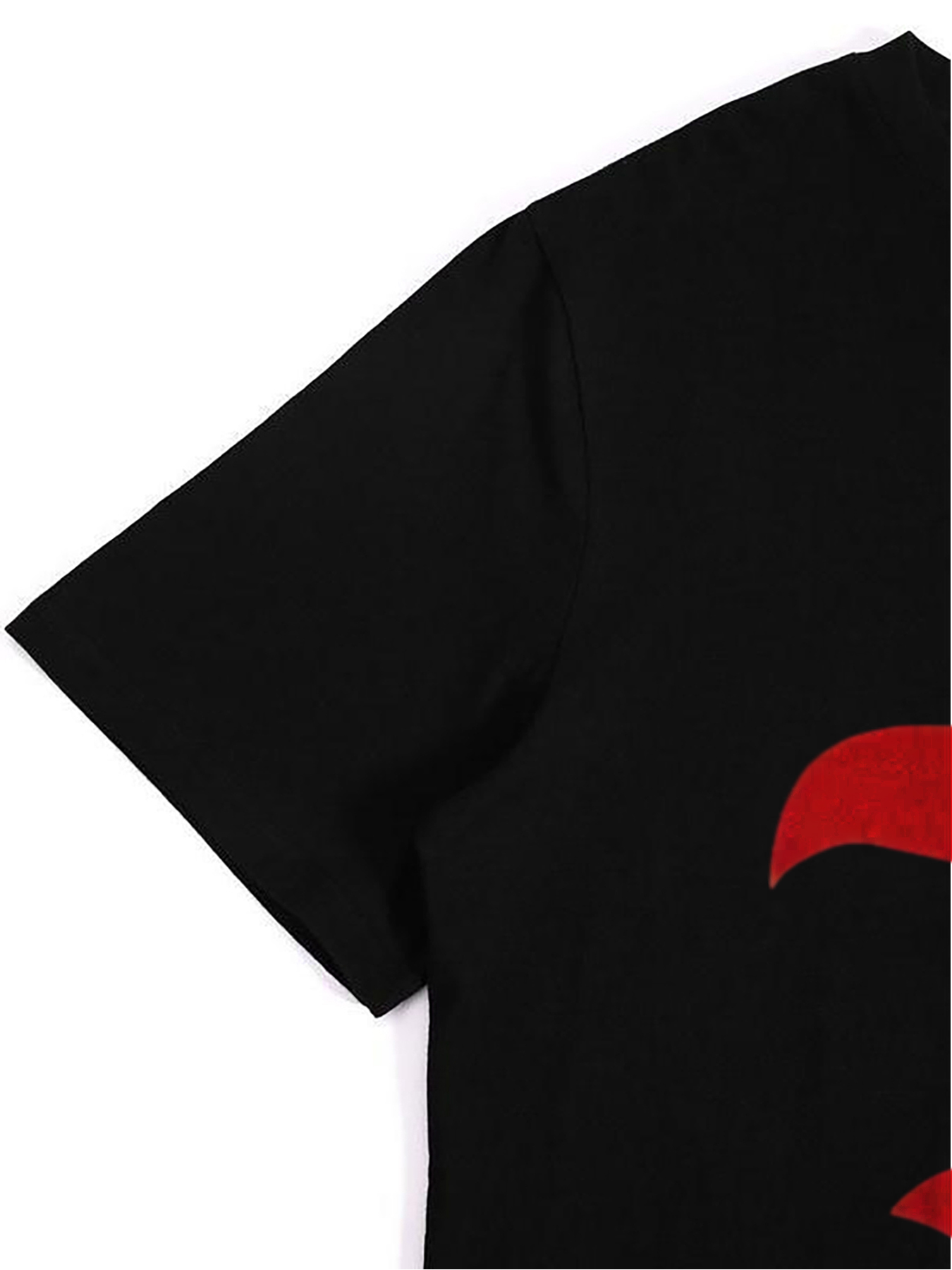 Men's Printed T-Shirt with Bold Red Gothic Letter L Design Casual Round Neck Summer Lightweight Breathable Short Sleeve T-Shirt for Everyday Wear and Outdoor Activities Suitable for Young Adults and Fashion-Lovers