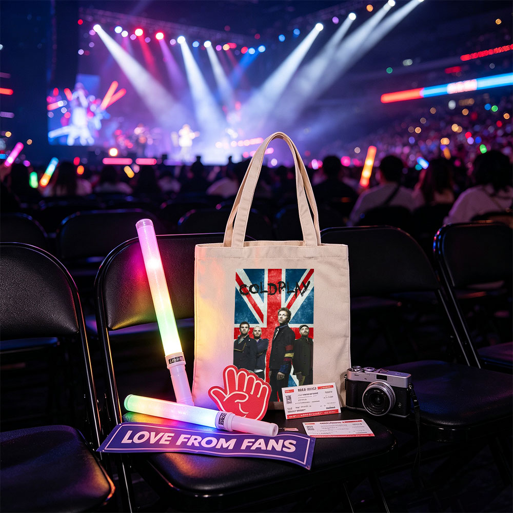Coldplay Band Members Standing in Front of a British Flag Background - Canvas tote bags