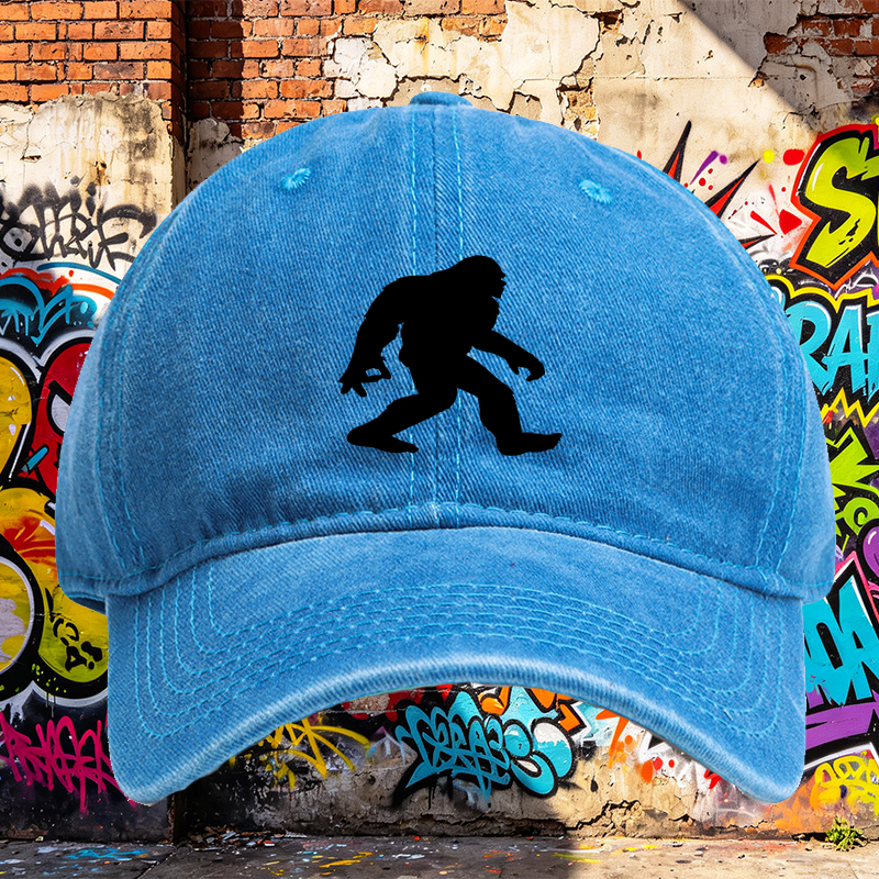 Unisex Classic Washed Cap with Bigfoot Silhouette Print - Perfect for Outdoor Adventures and Casual Wear, Ideal for Nature Lovers and Hiking Enthusiasts
