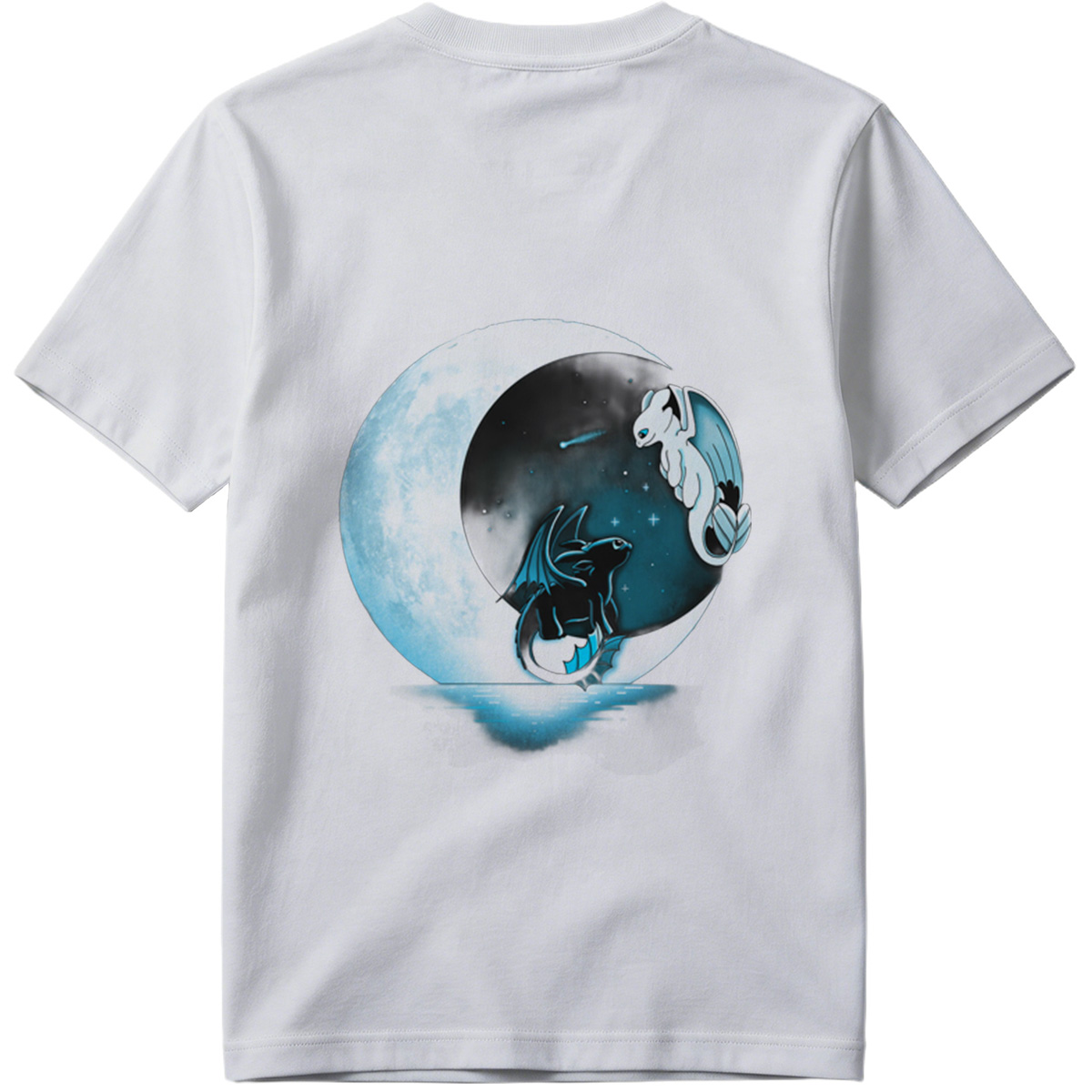 How to Train Your Dragon: Toothless and Light Fury Under the Moon - Tee
