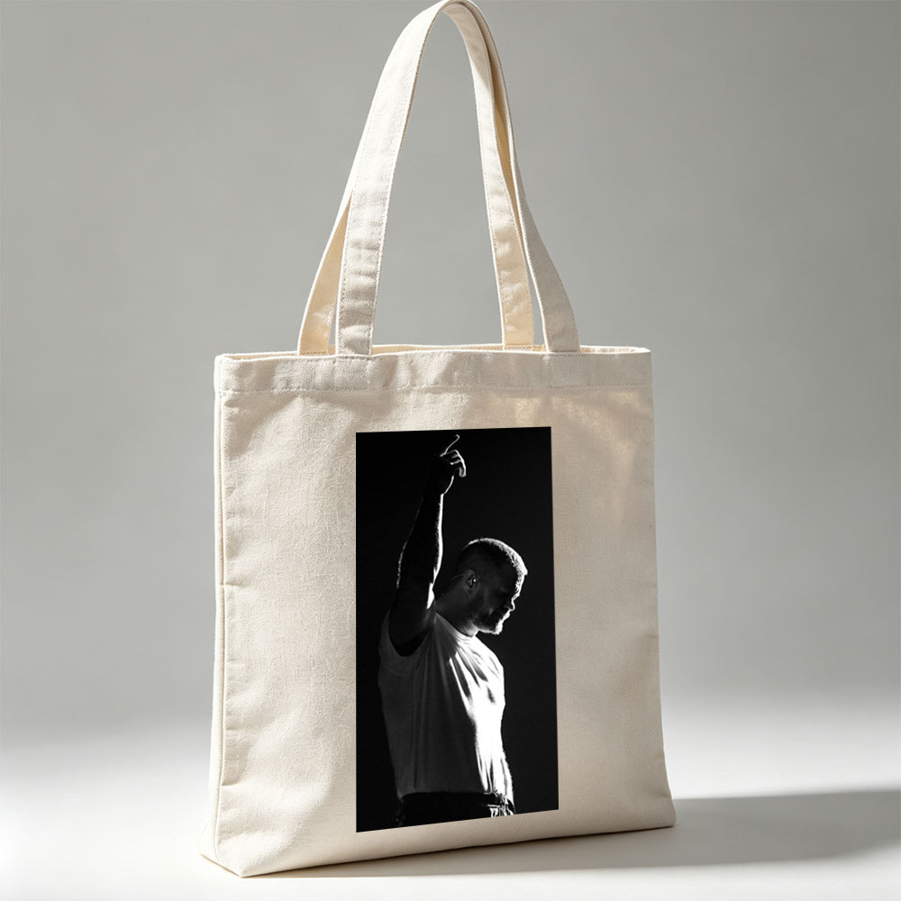 Calvin Harris Live Performance in Black and White Silhouette - Canvas tote bags
