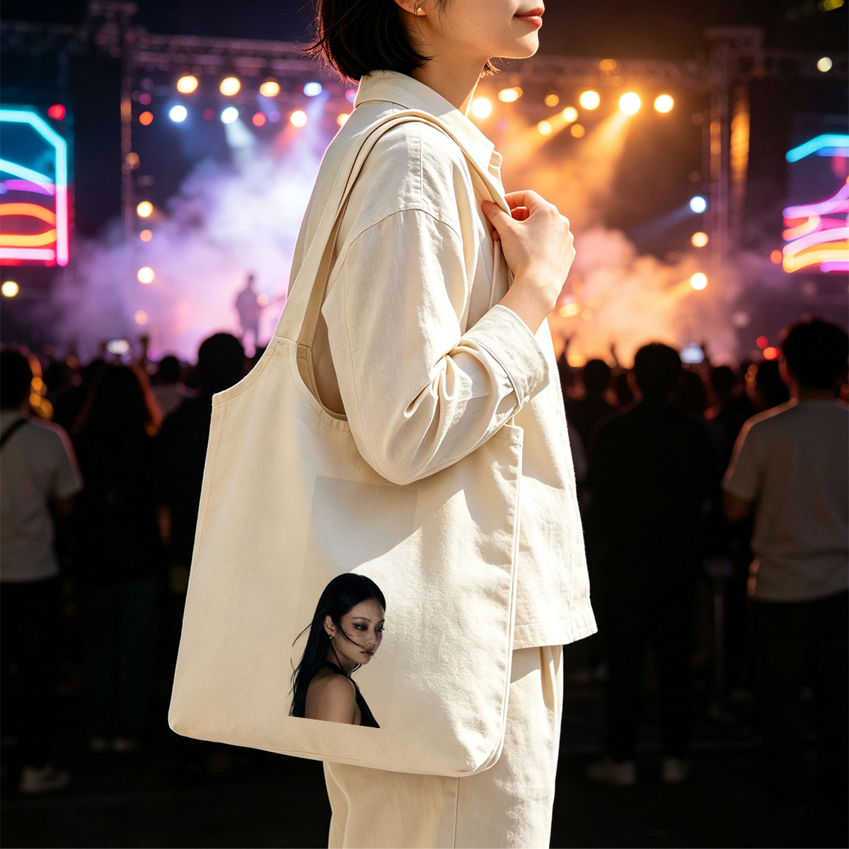 Jennie Blackpink Portrait Close-Up with Long Dark Hair and Elegant Makeup - Canvas shoulder bags/