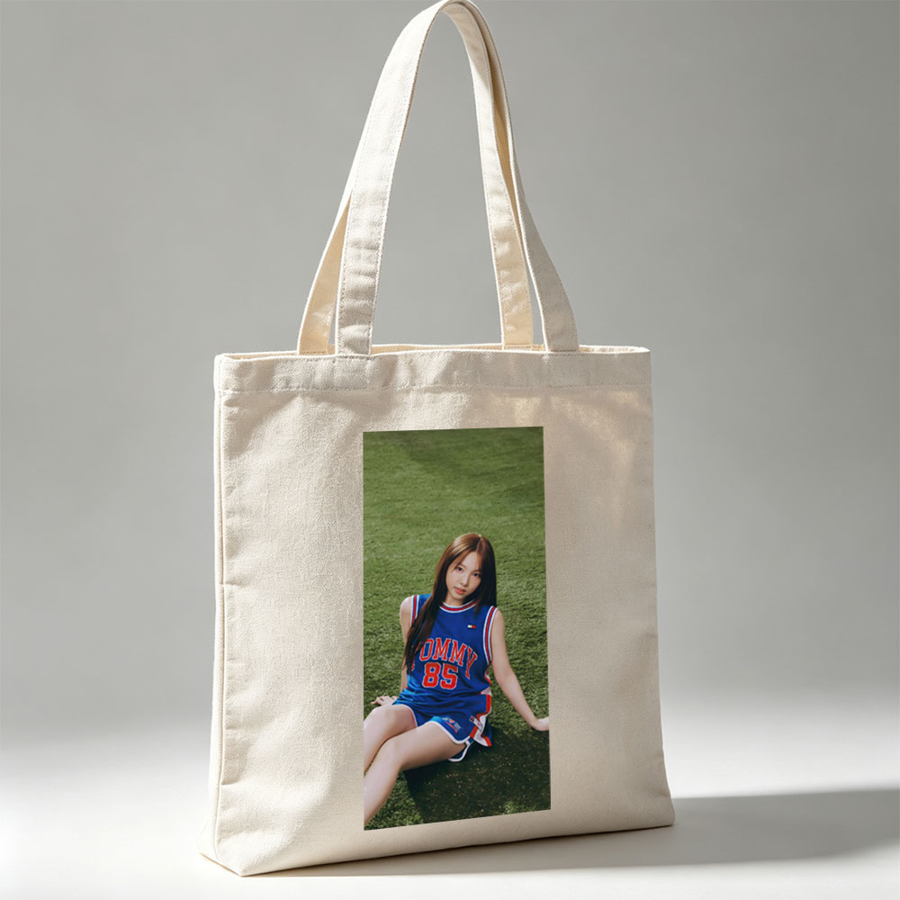 Lisa Blackpink Sports Field Sitting in Tommy 85 Jersey Outfit - Canvas tote bags