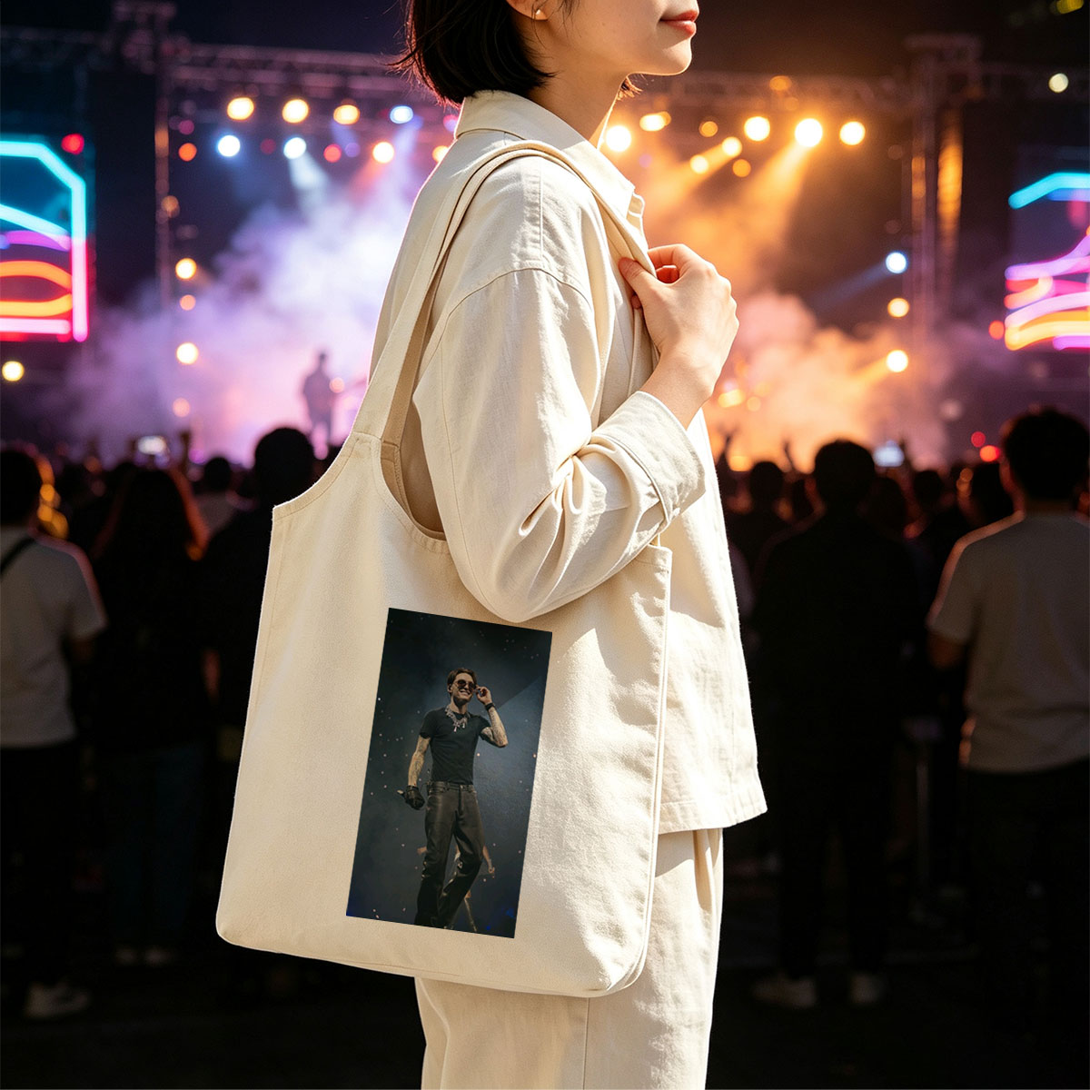 Lauv Live Performance on Stage Wearing Black Outfit and Sunglasses - Canvas shoulder bags/