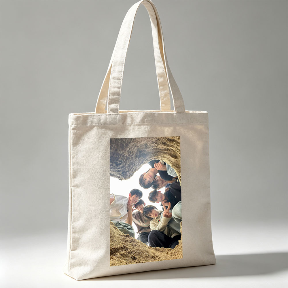 ENHYPEN Beach Cave Selfie Group Photo - Canvas tote bags