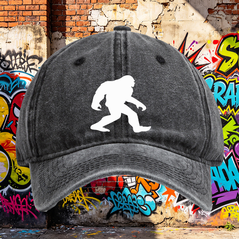 Unisex Classic Washed Cap with Bigfoot Silhouette Print - Casual Outdoor Hat for Hiking, Camping, and Adventure Enthusiasts