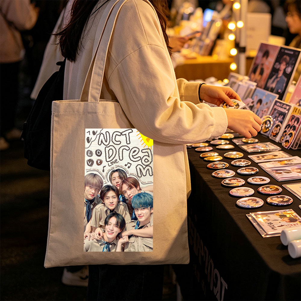 NCT Dream Group Photo with Handwritten Notes and Heart Drawings on Lined Paper Background - Canvas tote bags