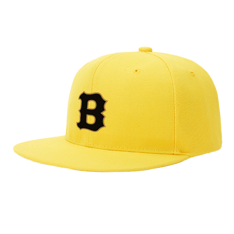 Flat Brim Baseball Cap Gold B Logo Patch Streetwear Underground Skate Style for Basketball Court Skate Park Urban Riders and Hip Hop Artists