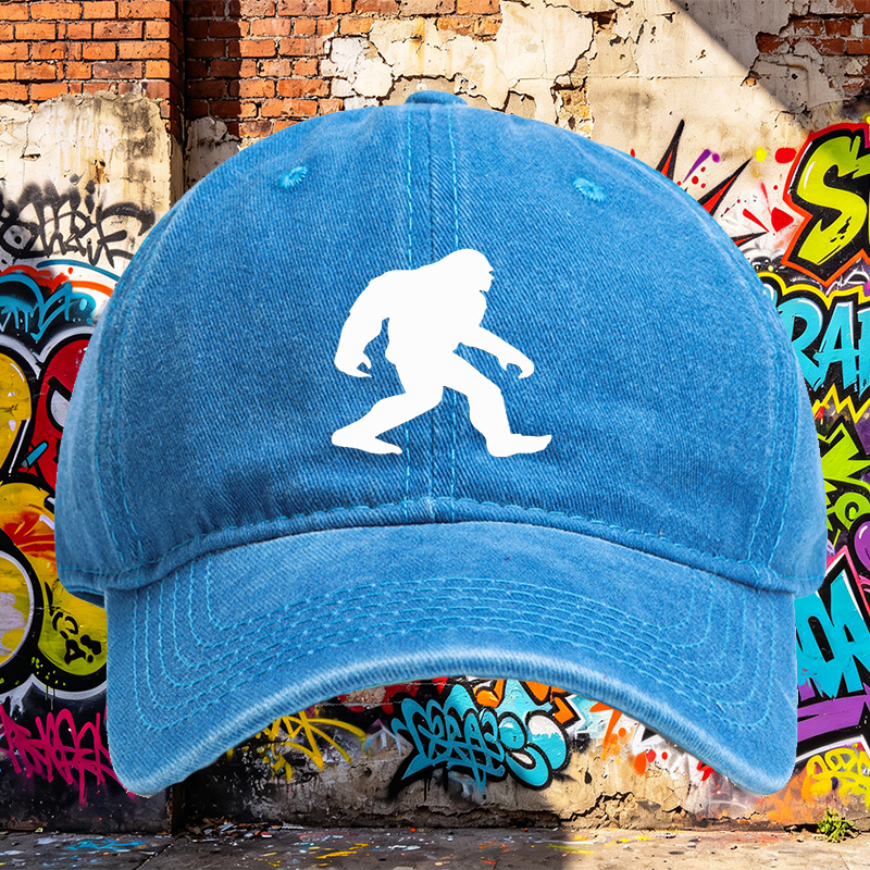 Unisex Classic Washed Cap with Bigfoot Silhouette Print - Casual Outdoor Hat for Hiking, Camping, and Adventure Enthusiasts