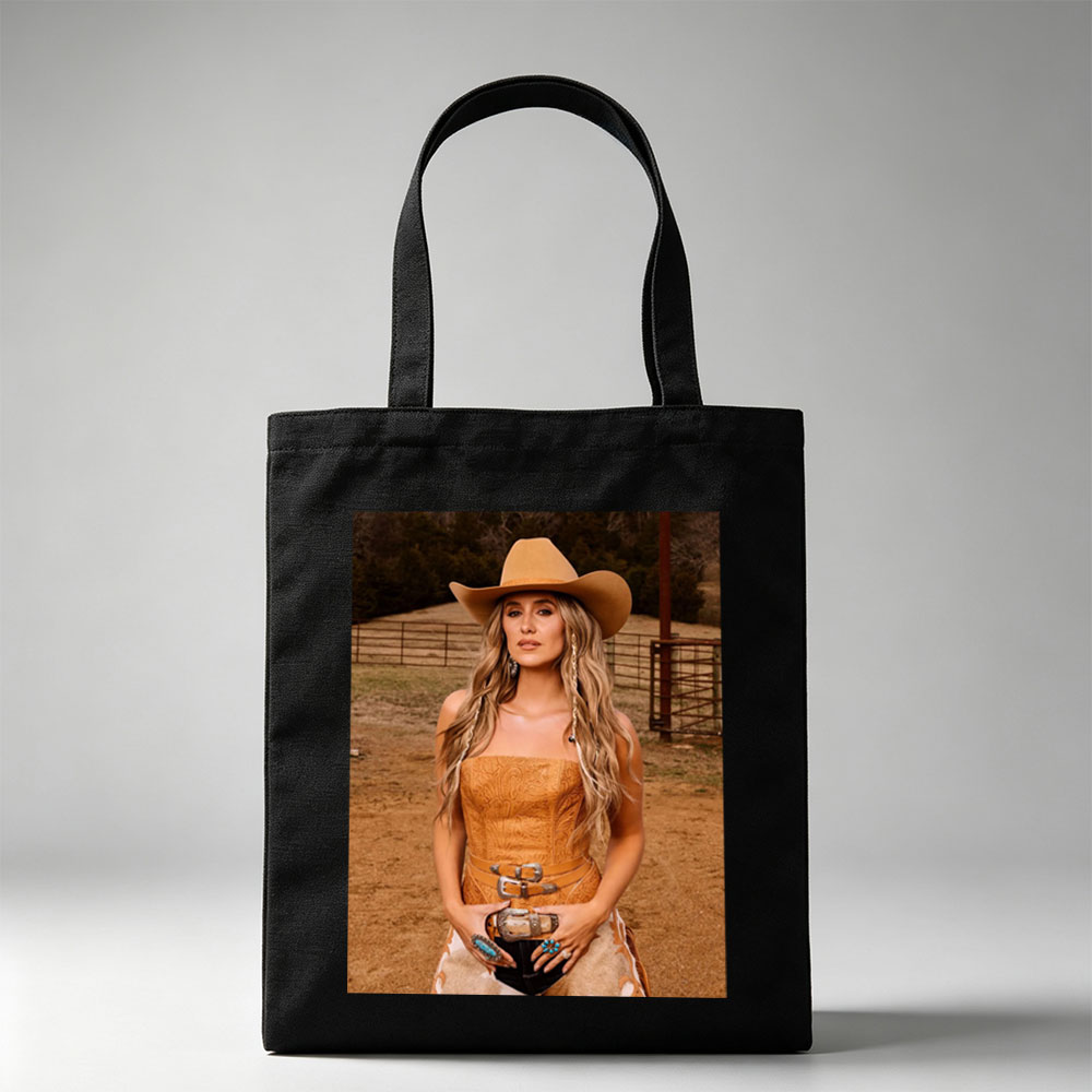 Paris Hilton in Cowboy Chic: Wearing a Tan Hat and Embroidered Corset Outfit on a Ranch - Canvas tote bags