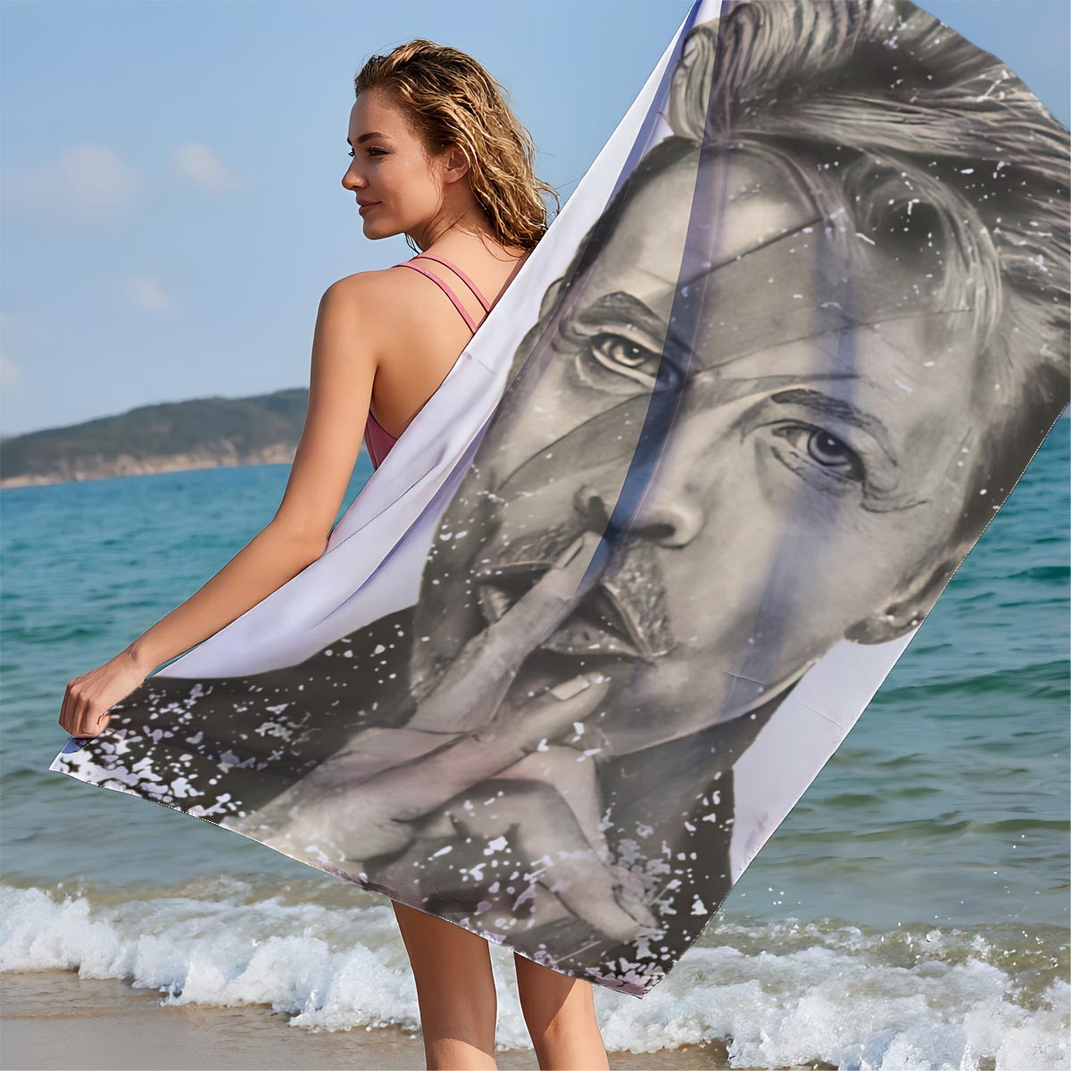 David Bowie - Ziggy Stardust Portrait with Shattered Effect - Beach towels