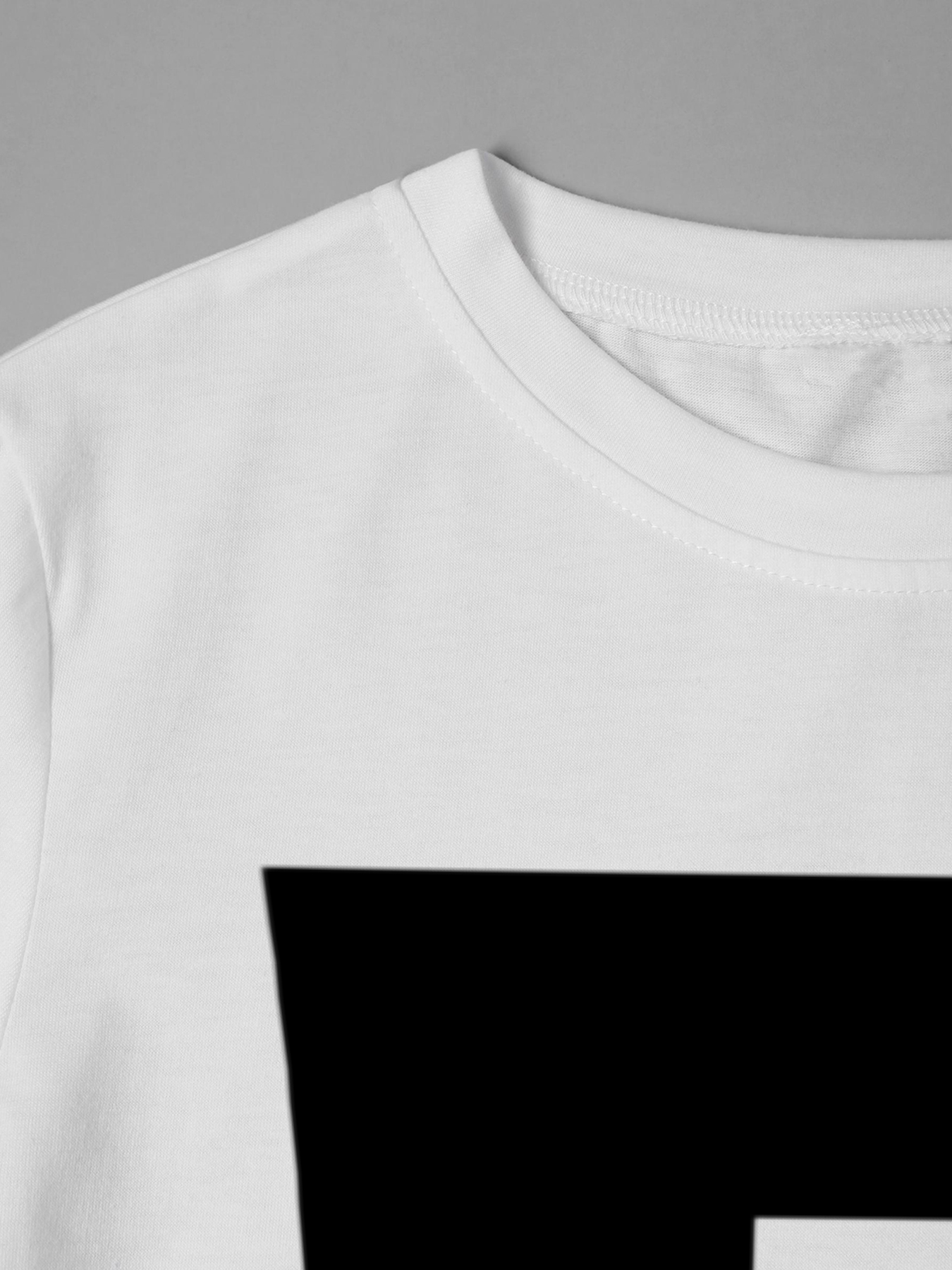 Men's Cool Mountain Scene Print 