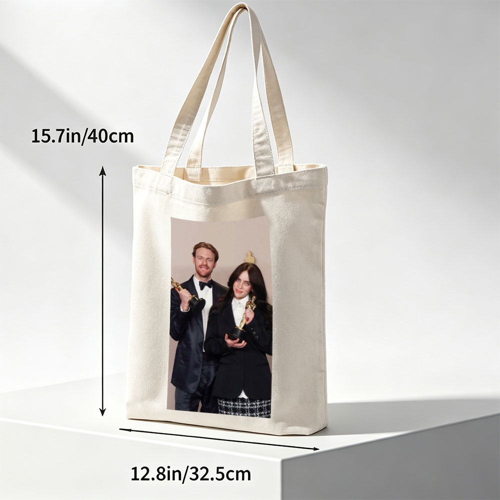 Billie Eilish and Finneas O'Connell at Oscars 2022 Holding Golden Statuettes - Canvas tote bags
